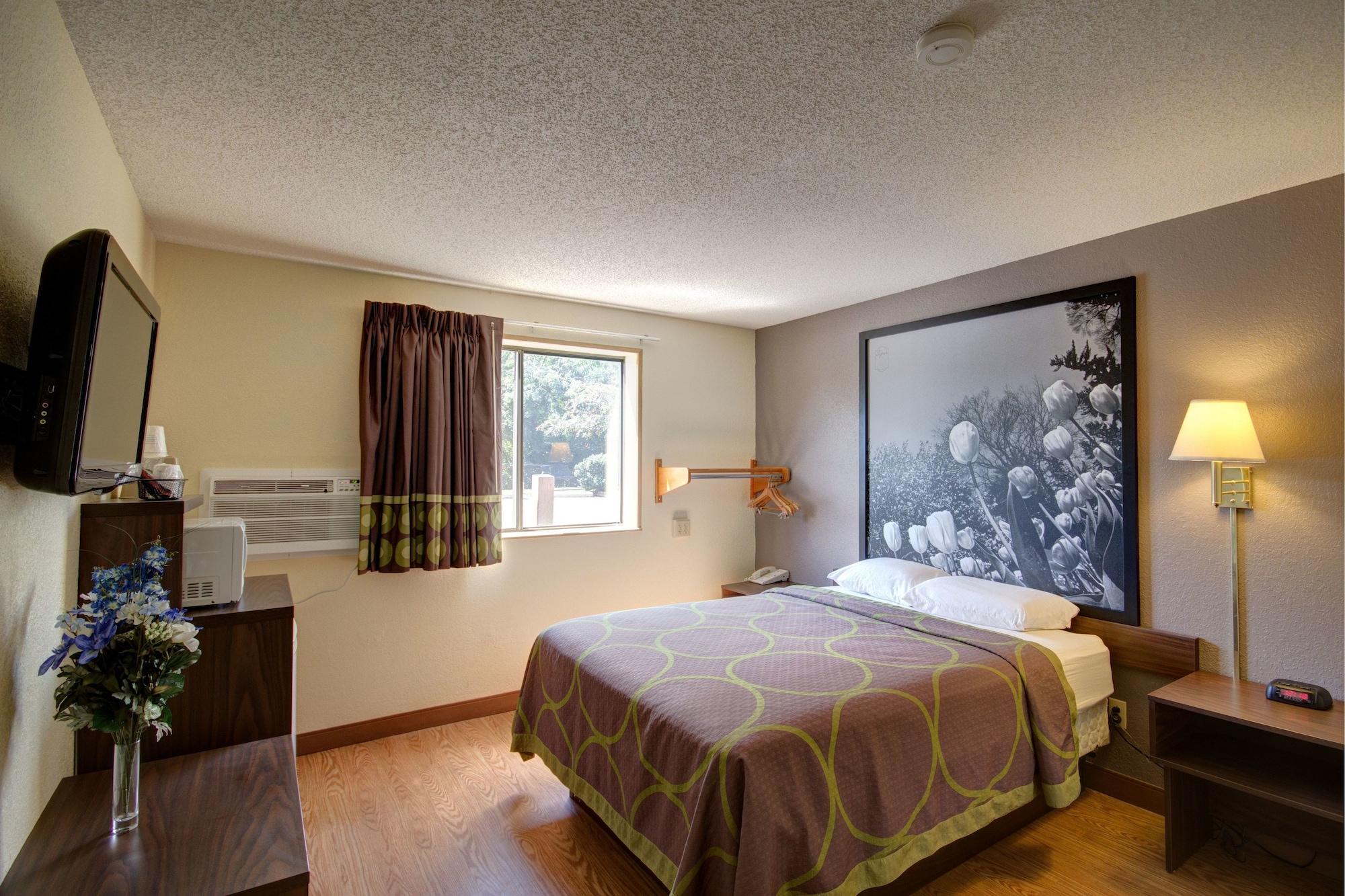 Super 8 By Wyndham Zanesville Exterior foto