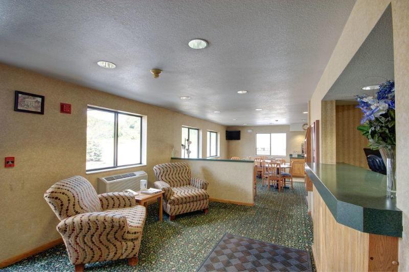 Super 8 By Wyndham Zanesville Exterior foto